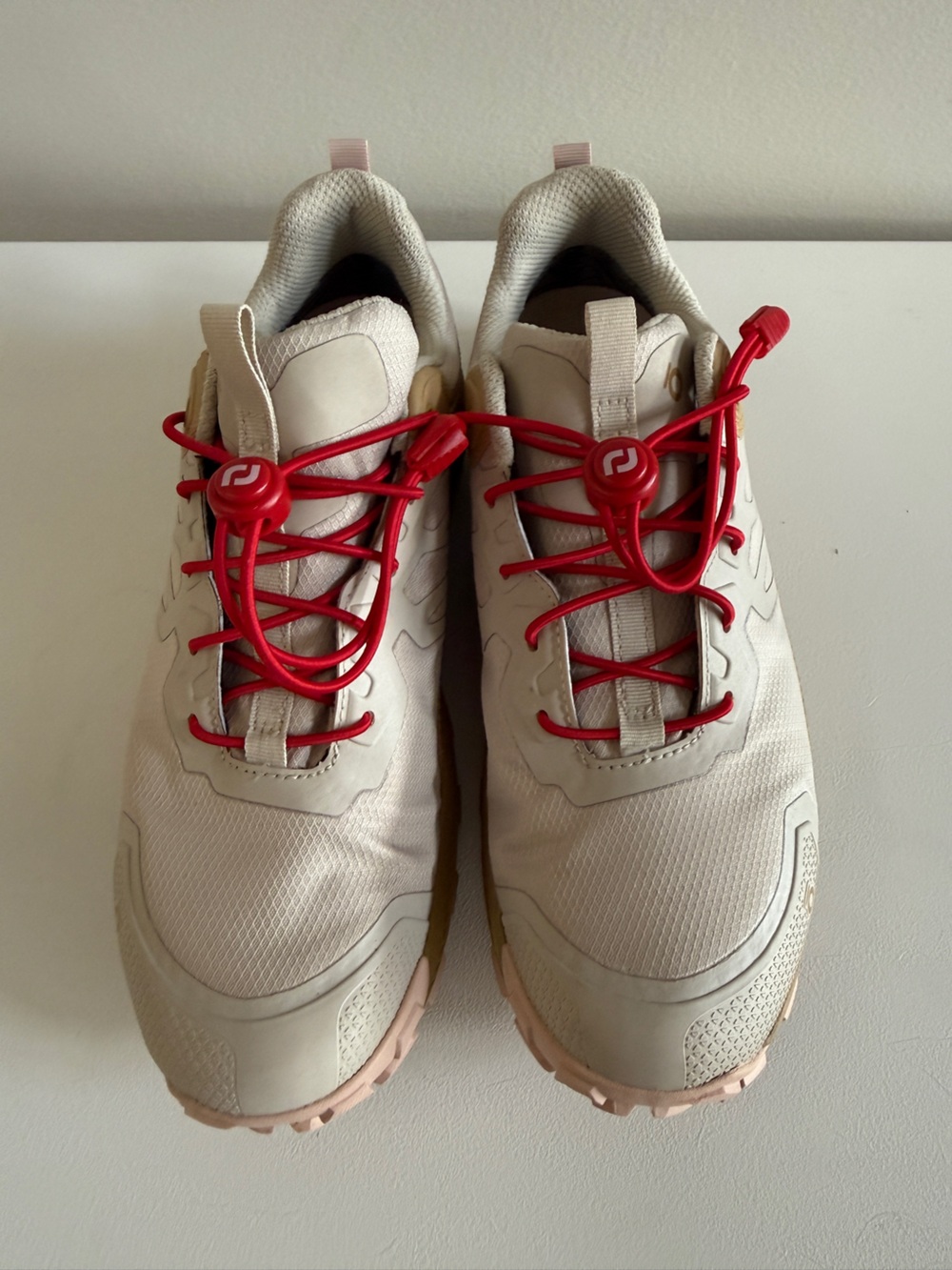 OBOZ Women's Hiking Shoes Size 9